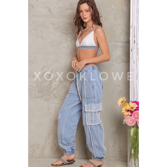 LAST ONE POL Slouchy Denim Jogger Jeans Lace Pockets Distressed - Picture 7 of 16